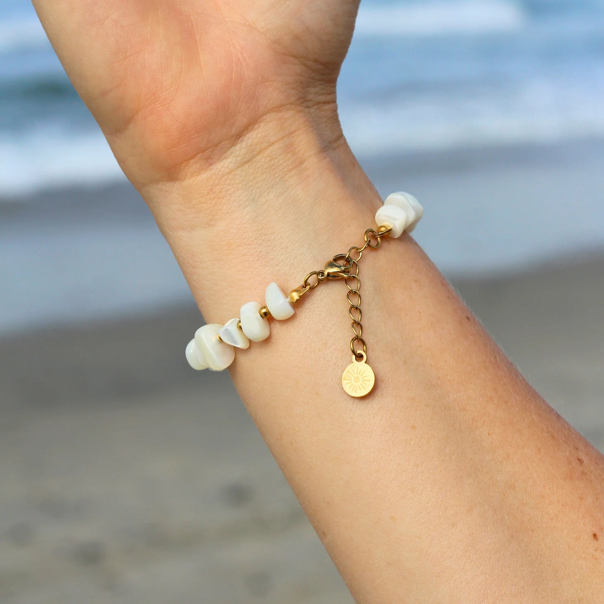 Mauka Gold Shell Clasp Bracelet